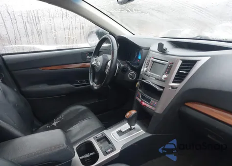 2014 Subaru Outback 2.5I Limited from USA, damaged, VIN 4S4BRCLC5E3290856